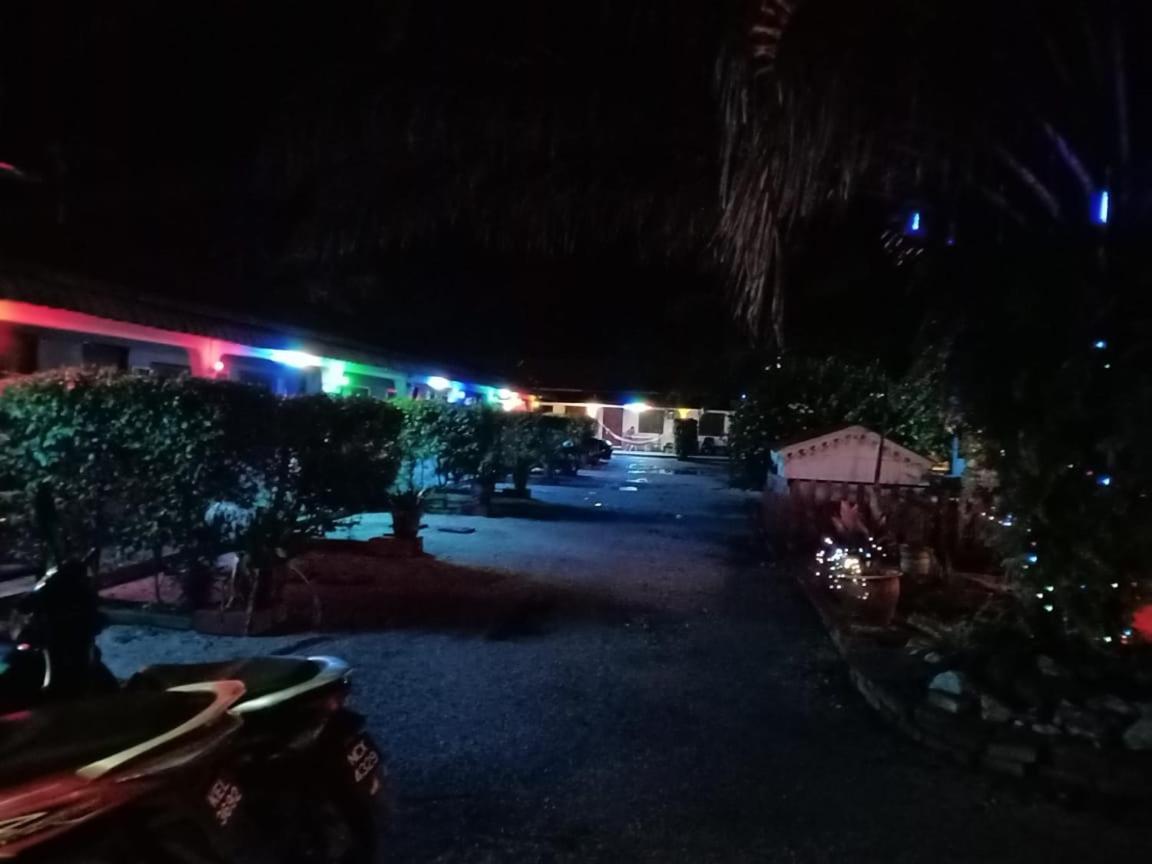 Rainbow Bed N Bfast Pantai Cenang (Langkawi) Exterior foto
